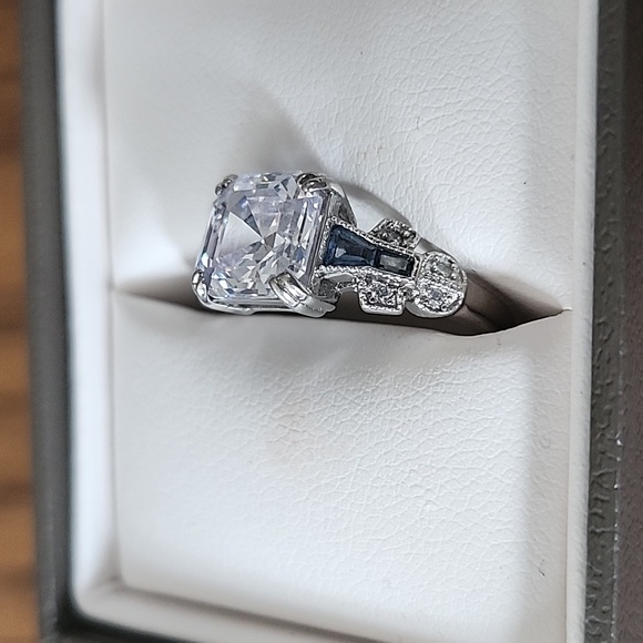 Sapphire ring - Picture 2 of 6